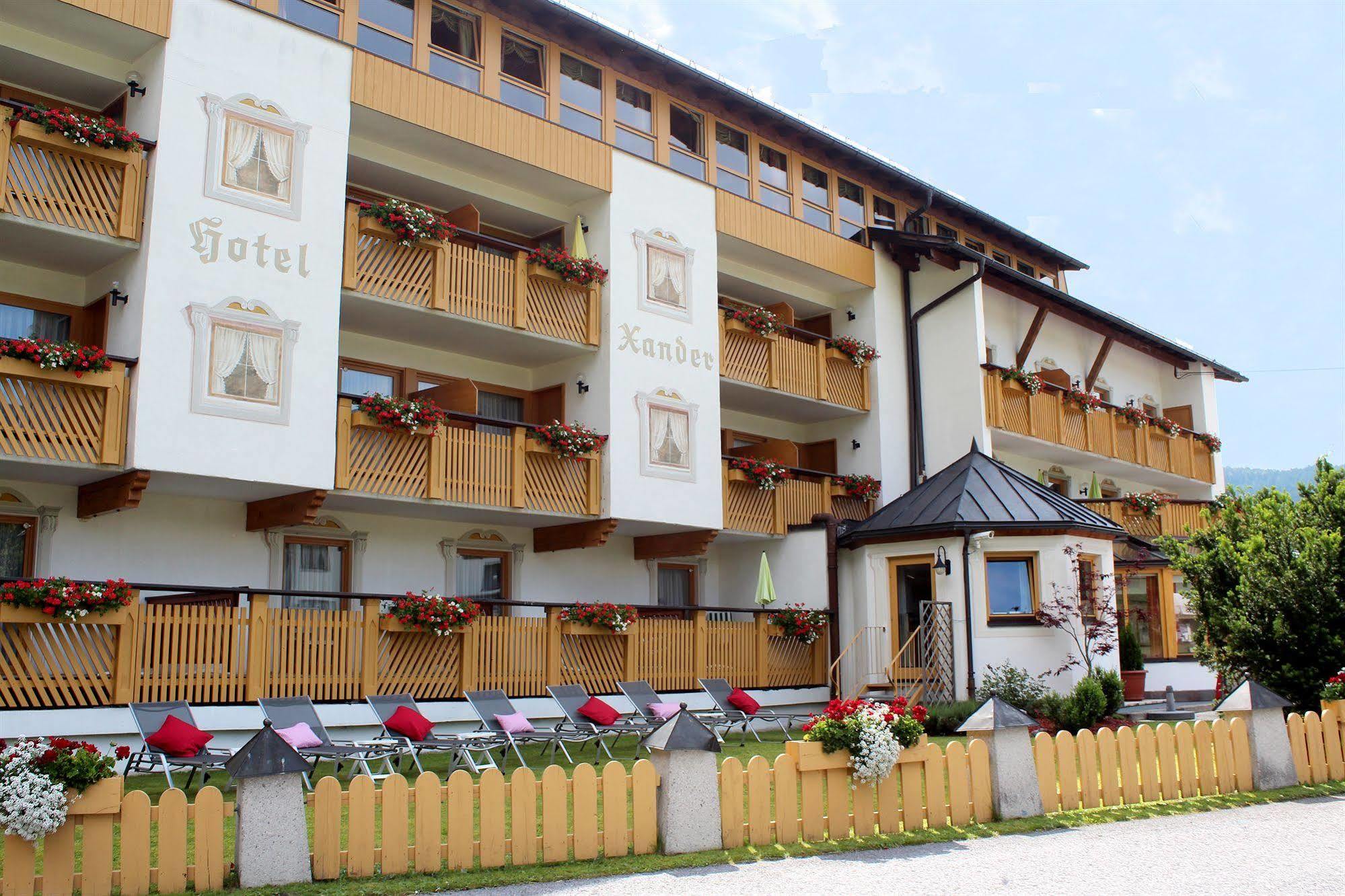 Sporthotel Xander Лойташ Екстериор снимка